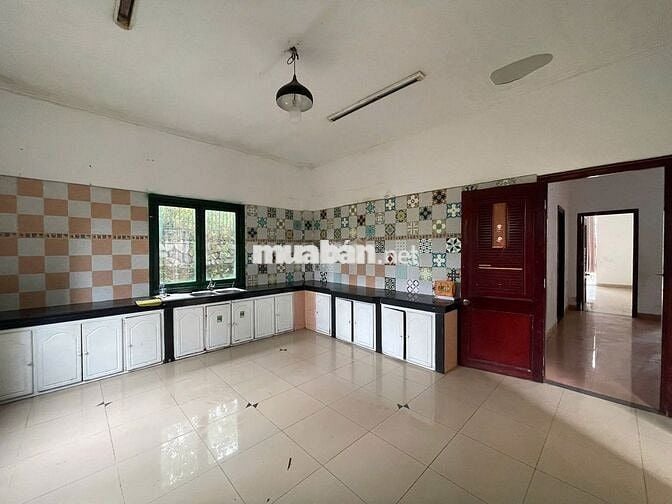 CHO THUÊ VILLA PHÁP 2 MẶT TIỀN TẠI TRUNG TÂM ĐÀ LẠT