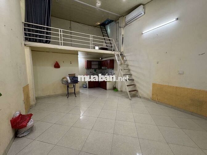 Bán 30m2 đất có nhà cấp 4 ngô gia tự việt hưng, đất vuông đẹp cực hiếm