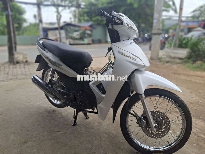 Honda wave 110 đk 2018. Bstp  Zin êm chính  chủ