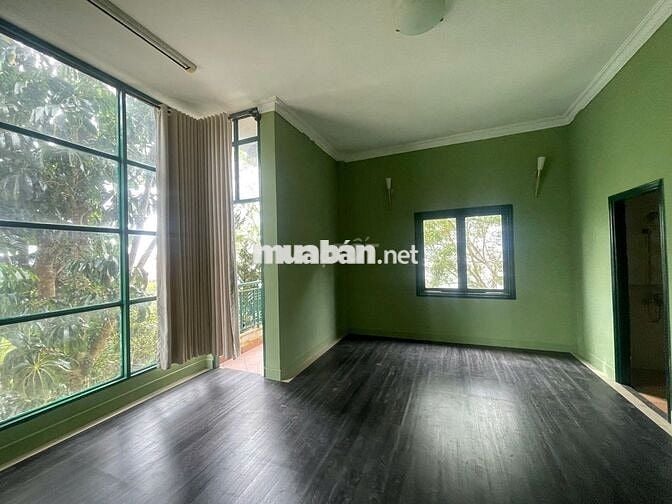 CHO THUÊ VILLA PHÁP 2 MẶT TIỀN TẠI TRUNG TÂM ĐÀ LẠT