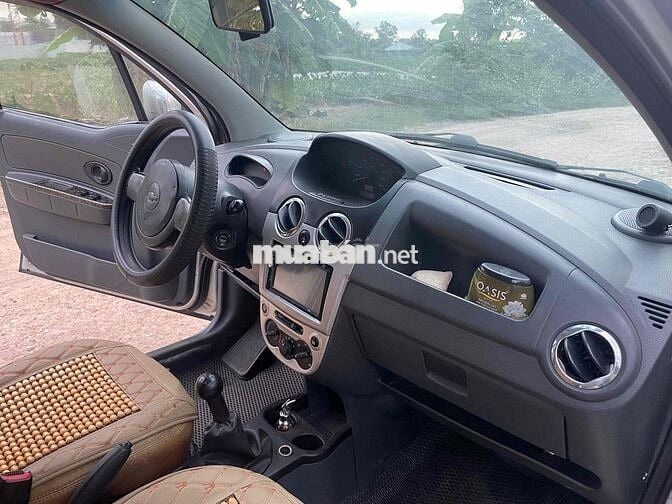 Chevrolet Spark 2011 LT 0.8 MT - 200000 km