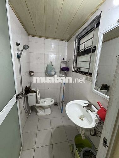 Bán 30m2 đất có nhà cấp 4 ngô gia tự việt hưng, đất vuông đẹp cực hiếm