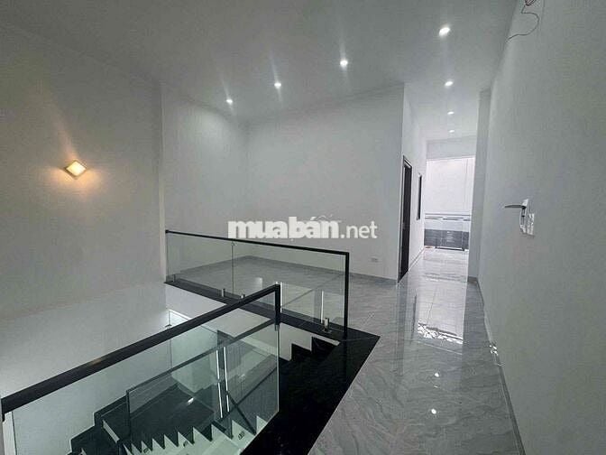 Bán nhà ngay cầu Tân Triều, 1 sẹt dt 768, ngay đối diện chợ Tân Bình