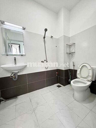 cho thuê căn 1 phòng ngủ có ban công tách bếp, ngay nhà ga T3