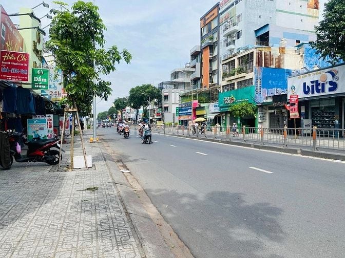 HÀNG HIẾM KHÓ TÌM, CHỈ 6 tỷ x CÓ NGAY MẶT TIỀM KINH DOANH QUANG TRUNG