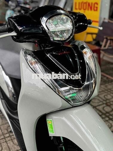 Honda SH Mode 2025 Xám xi măng 700 km