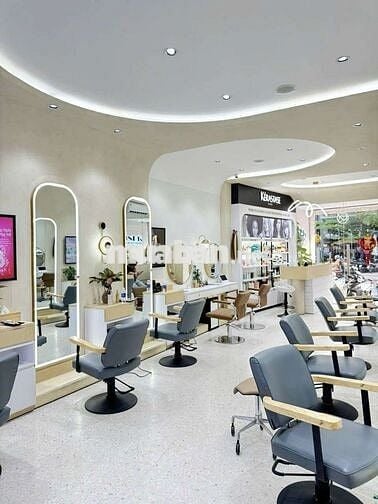 Cho thuê nhà nguyên căn mặt tiền đường Lê Văn Sỹ quận Phú Nhuận