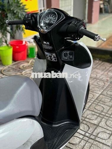 Honda SH Mode 2025 Xám xi măng 700 km