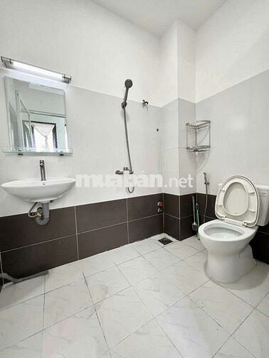 1 PHÒNG NGỦ BẾP RIÊNG .KHÔNG PHÍ DỊCH VỤ