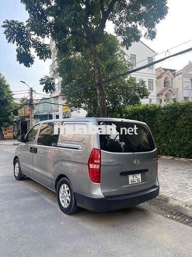 Hyundai Starex 2011 2.5D MT - 130000 km