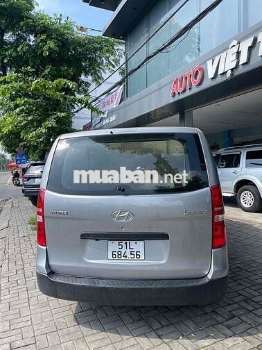 Hyundai Starex 2011 2.5D MT - 130000 km