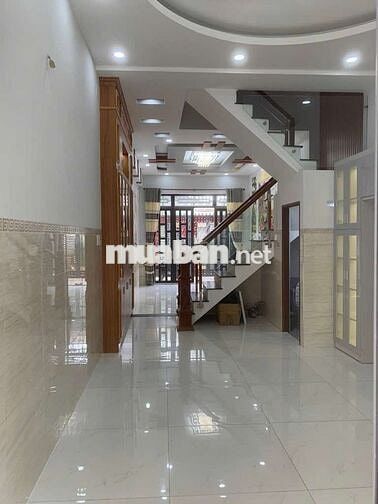 Nhà đẹp chỉ 7tỷ Lê Văn Quới.Bình Trị Đông.1trệt.2lầu.4*18.4pn.5wc.st.