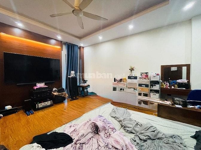 Bán nhà phố Tây Sơn 44m2,6T thang máy,40m ra phố,oto đỗ cổng,14.5tỷ