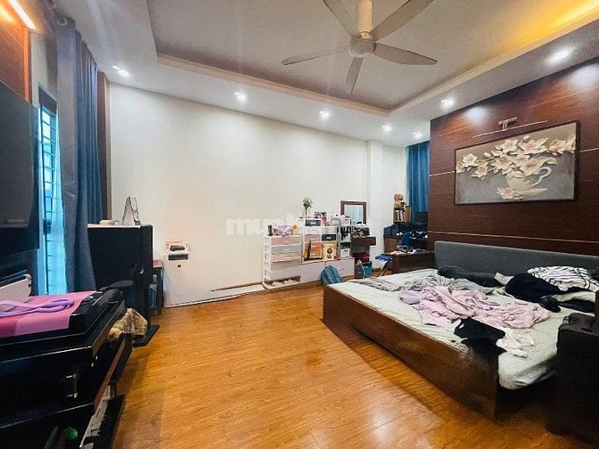 Bán nhà phố Tây Sơn 44m2,6T thang máy,40m ra phố,oto đỗ cổng,14.5tỷ