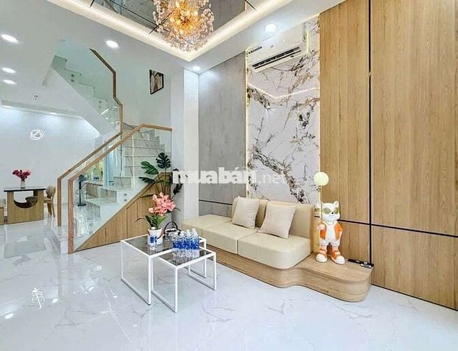 XE TẢI ĐỖ CỬA – NHÀ 3 TẦNG – FULL NỘI THẤT–NHỈNH 5 TỎI–HUỲNH VĂN NGHỆ