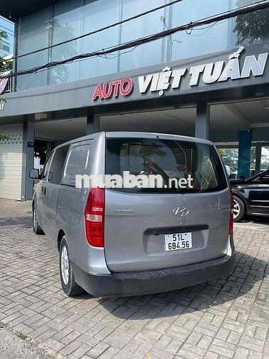 Hyundai Starex 2011 2.5D MT - 130000 km