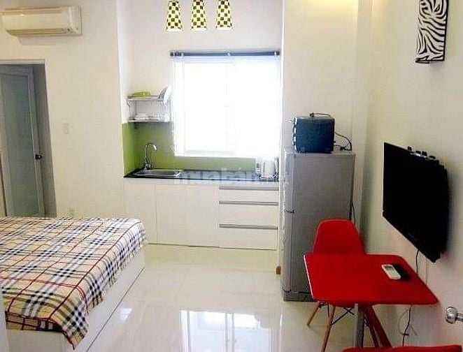 Dòng tiền 840tr/năm - SÁT QUẬN 1, 5 tầng 11P, 4.5 x 18m hẻm rộng 