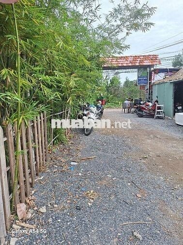 HẺM XH DTSD:300M² BÀN GHẾ ĐĐ DỤNG CỤ ĂN UỐNG VÀO CHỈ BỐ TRÍ NHẸ LÀ OK