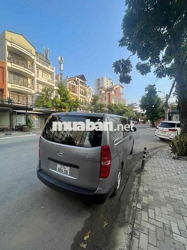 Hyundai Starex 2011 2.5D MT - 130000 km