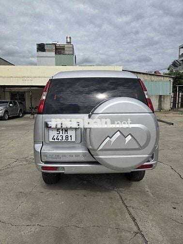 Ford Everest 2012 2.5L 4x2 MT - 160000 km