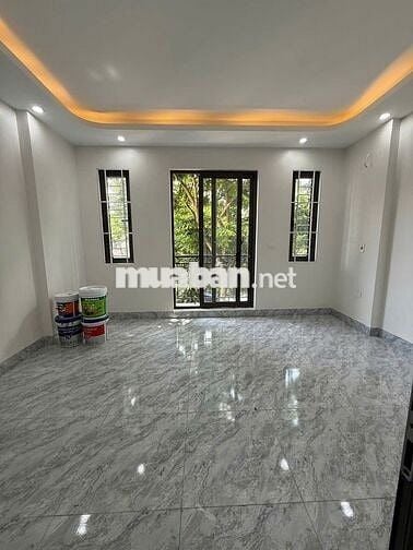 Nhà 4 tâng X 45M ,gần ĐLTL,dọn về ở luôn,tiện đi làm MỸ ĐÌNH ,CẦU GIẤY