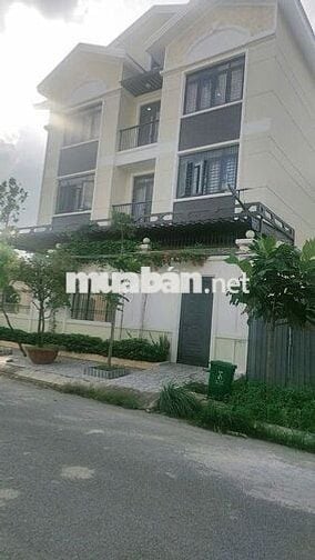 BT GÓC 2 MT–KIẾN TRÚC SANG TRỌNG–P.13,BÌNH THẠNH DT:10,75x17CN:183,6m2