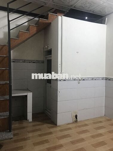 Cho thuê P trọ DT:5x5 giá 3tr/thg lầu  ,HBC,TĐ,