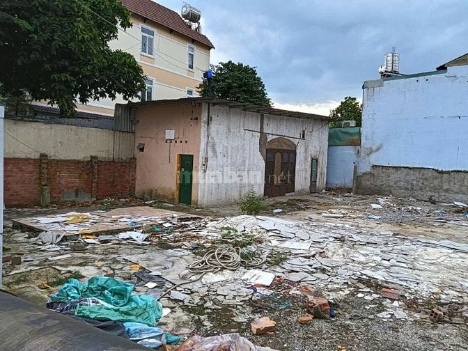 Đất cho thuê làm kho, xưởng, sân bóng mini,...