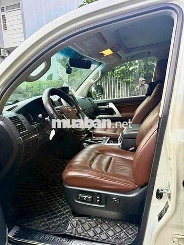 Toyota Land Cruiser 2020 VX Trắng