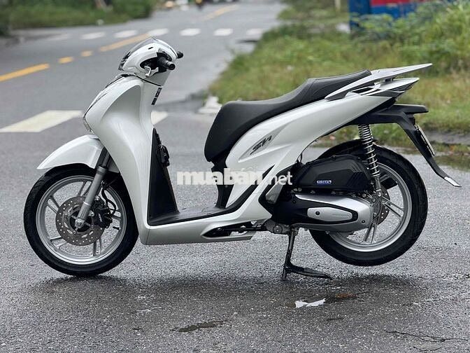 honda/ Sh 2025 chạy 4.000km bs 43