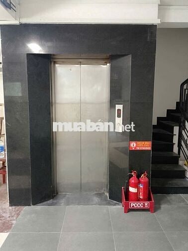 Tòa nhà có thang máy- 2A/ Cao Thắng, Quận 3 - Hầm - 5 tầng