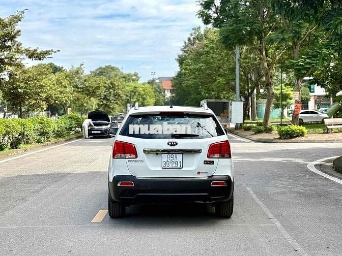 Kia Sorento 2014 GAT 2.4L 4WD - 110000 km