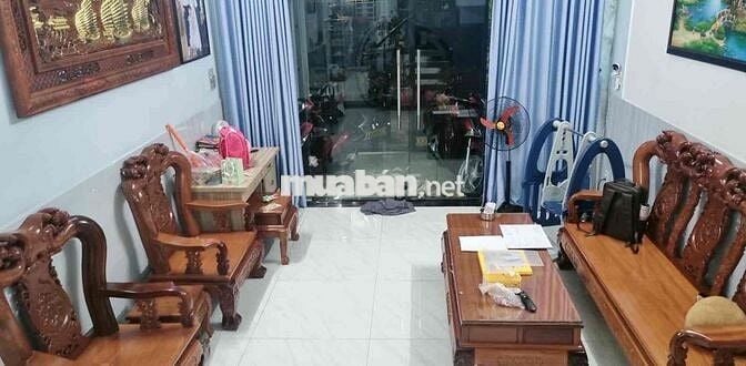 bình thành chủ ngợp giá 3,9 tỷ 4x14nhà 3tầng