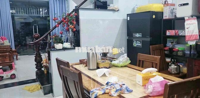 bình thành chủ ngợp giá 3,9 tỷ 4x14nhà 3tầng