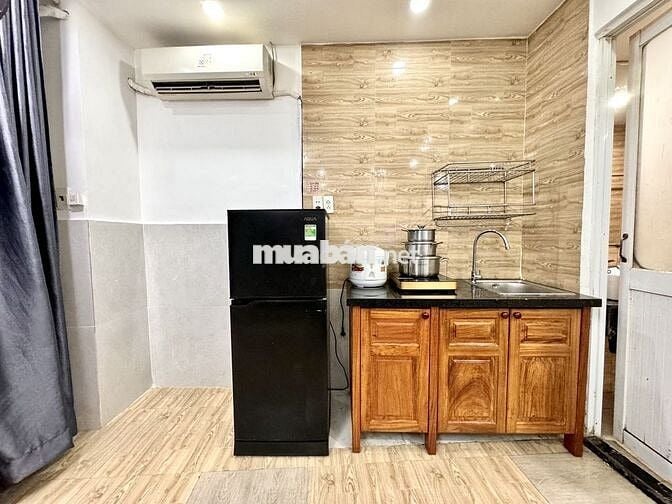 CHO THUÊ VĂN HỘ FULL NỘI THẤT NGAY BẾN THÀNH GIAO VỚI QUẬN 1.