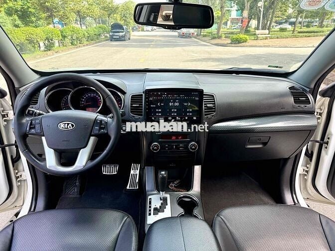 Kia Sorento 2014 GAT 2.4L 4WD - 110000 km