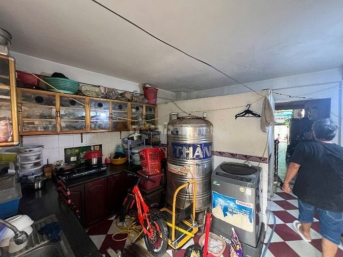 Nhà 1 đời chủ chưa qua đầu tư Hẻm xe hơi Trịnh Đình Trọng