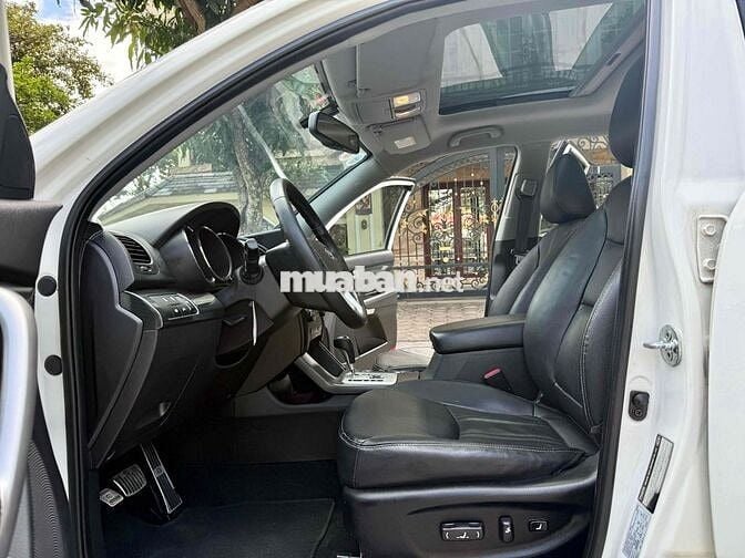 Kia Sorento 2014 GAT 2.4L 4WD - 110000 km