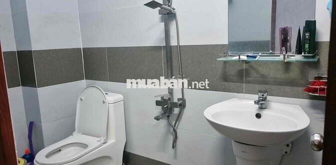 bình thành chủ ngợp giá 3,9 tỷ 4x14nhà 3tầng