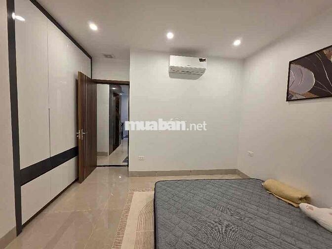 NHÀ 4 TẦNG LÔ GÓC – Ô TÔ VÀO NHÀ – THANG MÁY – 4 NGỦ TIỆN NGHI TẠI NG