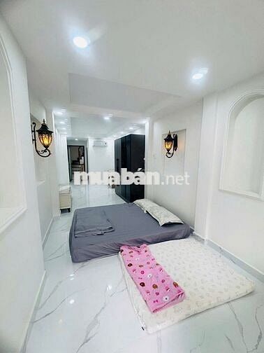 BÁN NHÀ 181 NHẬT TẢO, QUẬN 10 – 29.5m² – TRỆT LỬNG 2 LẦU ST – 10.3 TỶ