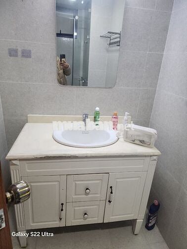 Cho thuê CC Iris Garden Mỹ Đình căn 2PN full nội thất