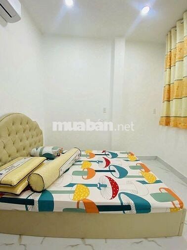 BÁN NHÀ 227/18 LÝ THÁI TỔ, QUẬN 10. DT:3.3X9M. 27 M2. GIÁ 5.8 TỶ TL