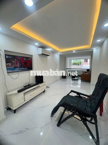 BÁN NHÀ 181 NHẬT TẢO, QUẬN 10 – 29.5m² – TRỆT LỬNG 2 LẦU ST – 10.3 TỶ