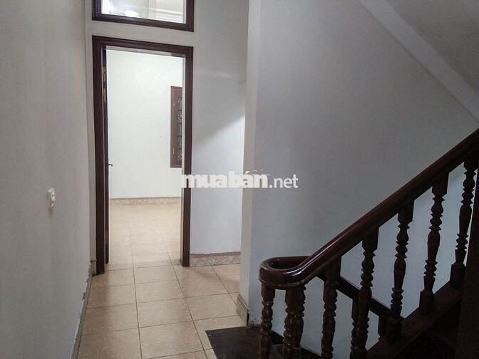 Nhà 60m2,ngã tư Khuất Duy Tiến-TDH, gần ga Metro,BigC,Vincom,Công viên