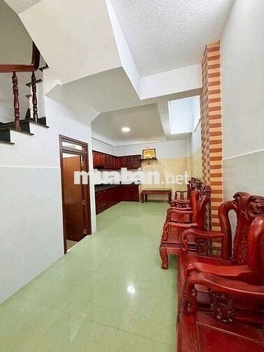 Cho thue nhà diện tích rộng rãi Gò Vấp