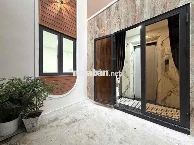 SIÊU PHẨM CĂN GÓC 2 MẶT TIỀN – CHDV MỚI 100% – THANG MÁY – NGUYỄN TH