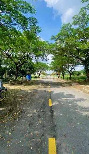 CHƯA ĐẾN 1T2 SỞ HỮU NỀN ĐẤT 95m2 - SỔ HỒNG CẦM TAY TẠI BD TPHCM 