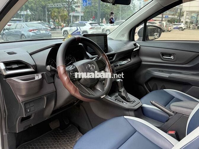 Toyota Avanza 2023 Premio CVT - Số Tự Động - Hãng