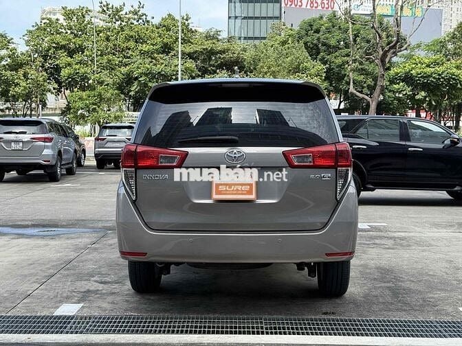 Toyota Innova 2017 2.0G -7 chỗ số tự động tại hãng
